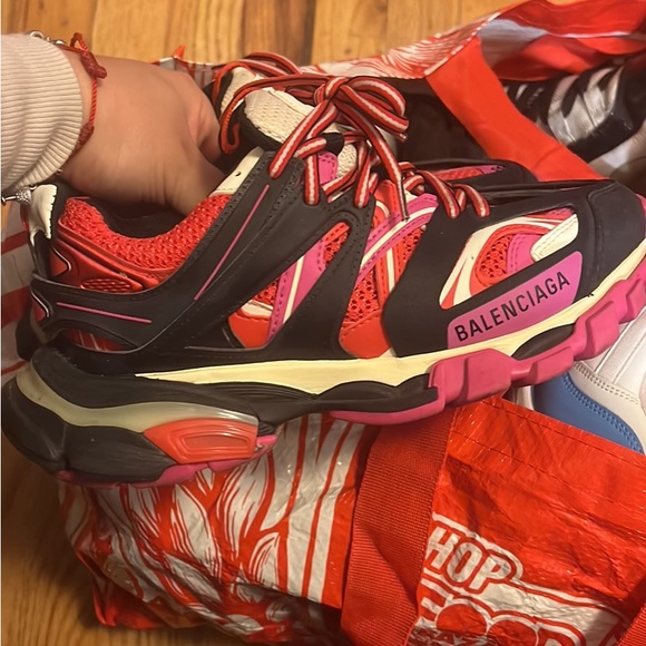 Balenciaga sneakers size 36 - Picture 3 of 4